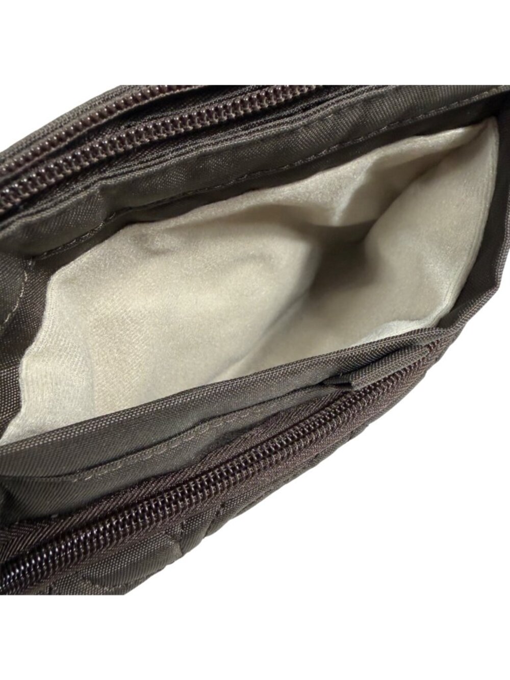 NWOT Lug Samba Quilted Travel Crossbody Bag With Multiple Pockets - Dark Brown - Picture 2 of 6